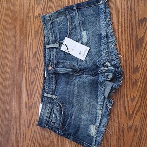 Forever 21 Distressed Shorty Shorts Size 31 Daisy's Dukes Low Rise